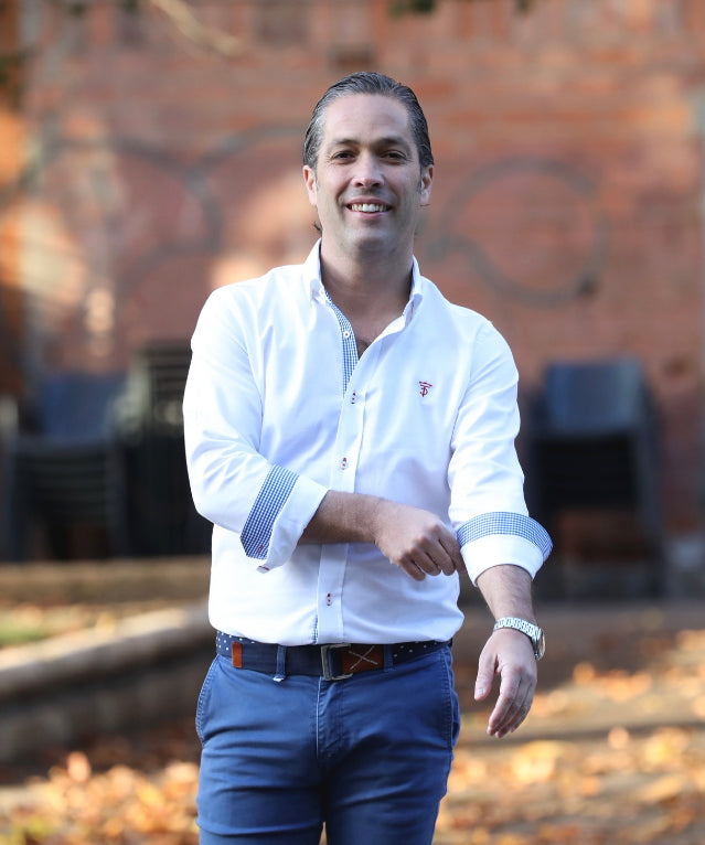 Camisa blanca Oxford con vichy