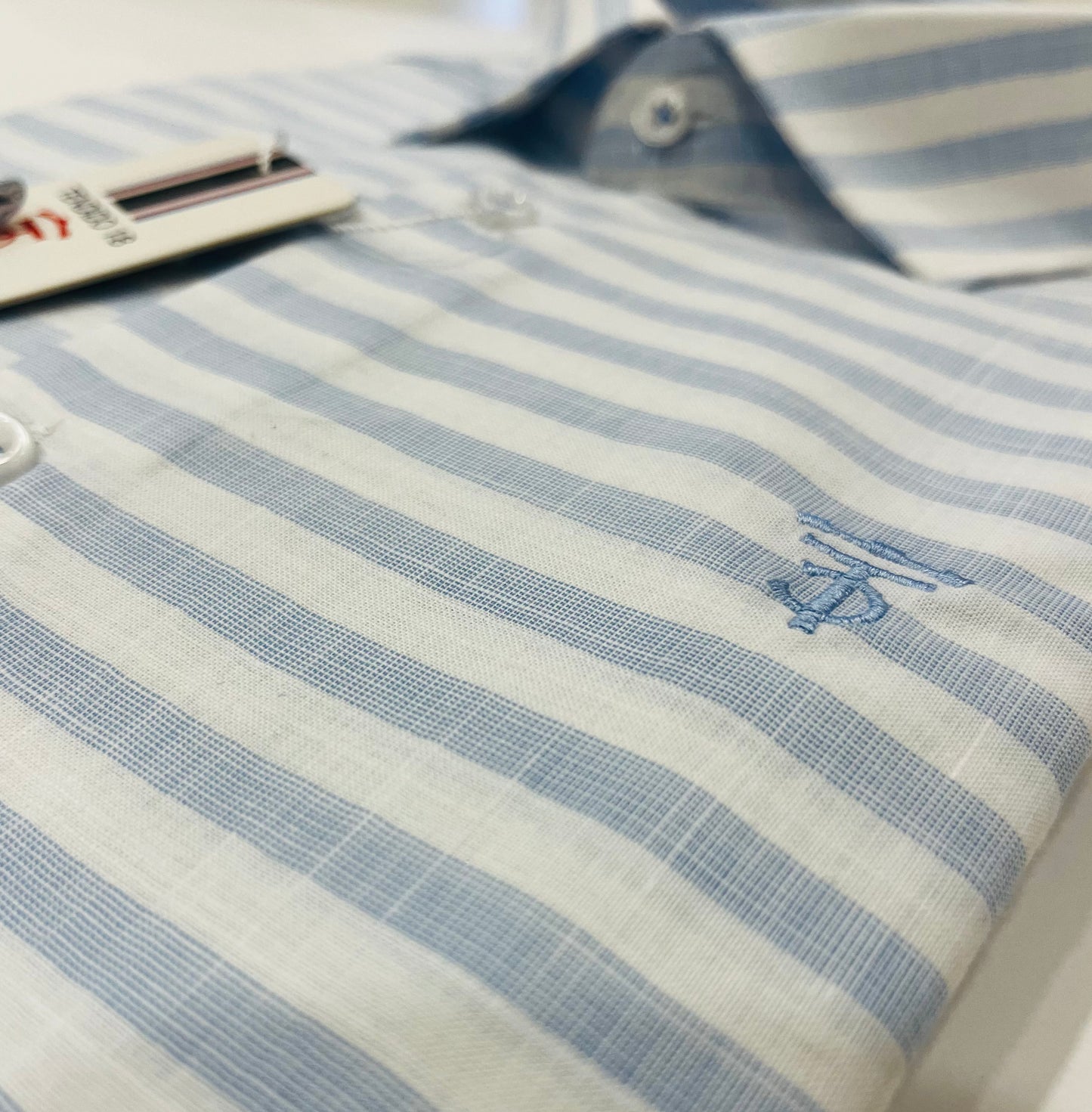 Camisa rayas celestes